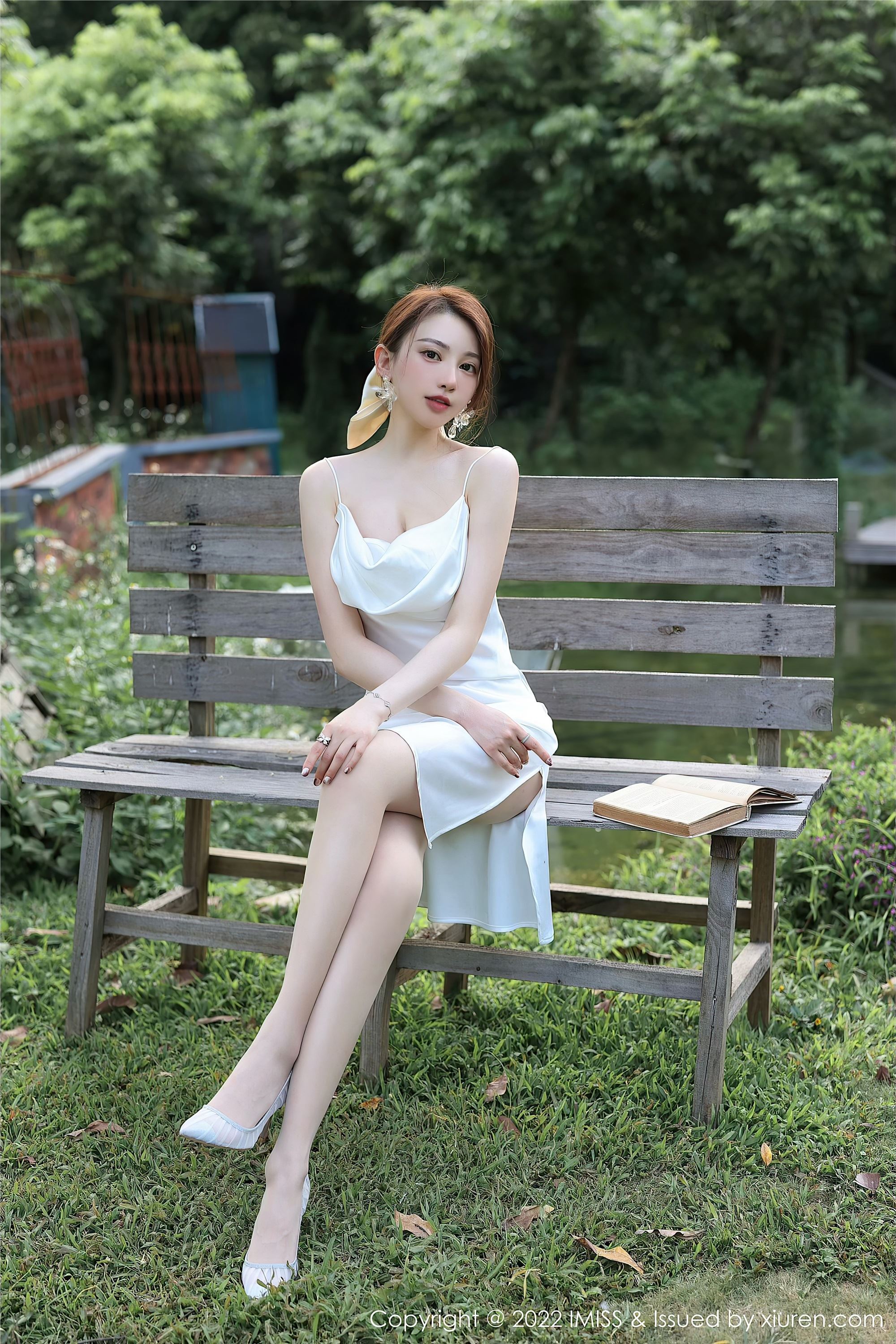 IMiss爱蜜社 2022.05.17 Vol.682 刘奕宁